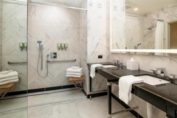 Staypineapple, An Elegant Hotel, Union Square image 11